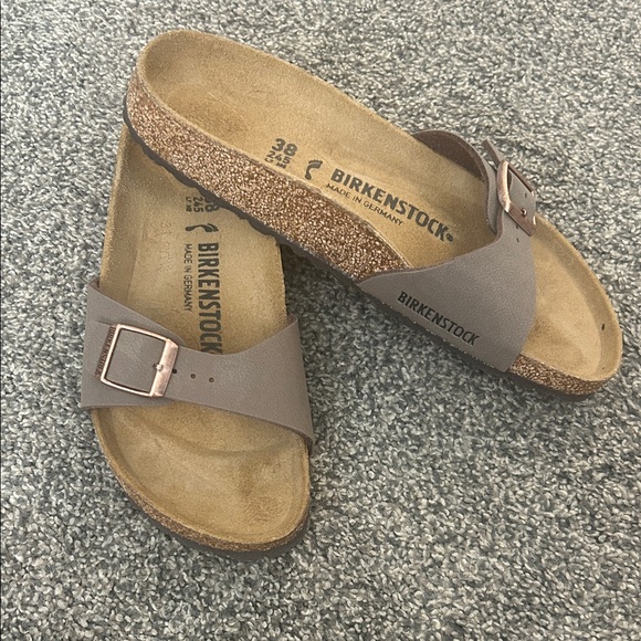 Birkenstock Women's Brown Slide Sandals - Picture 1 of 1